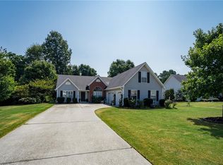 3970 Rock Hollow Dr, Loganville, GA 30052