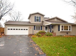 60 Ventura Rd, Rochester, NY 14624