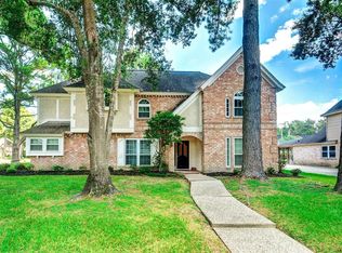 16126 Maplehurst Dr, Spring, TX 77379