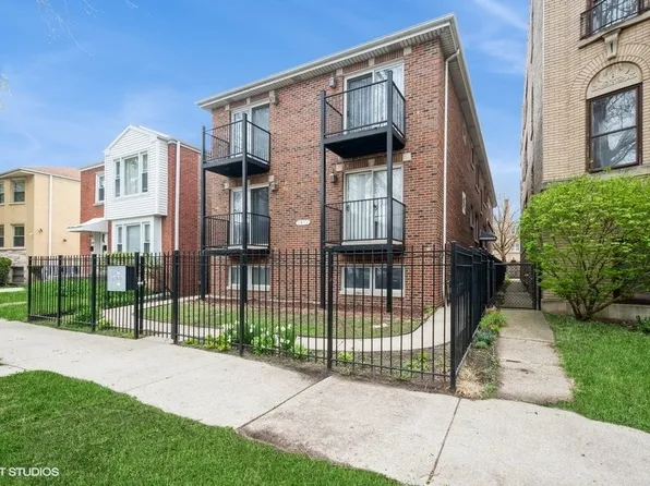 7411 N Claremont Ave APT 1E, Chicago, IL 60645