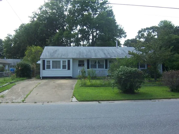 2241 Jeffrey Dr, Norfolk, VA 23518