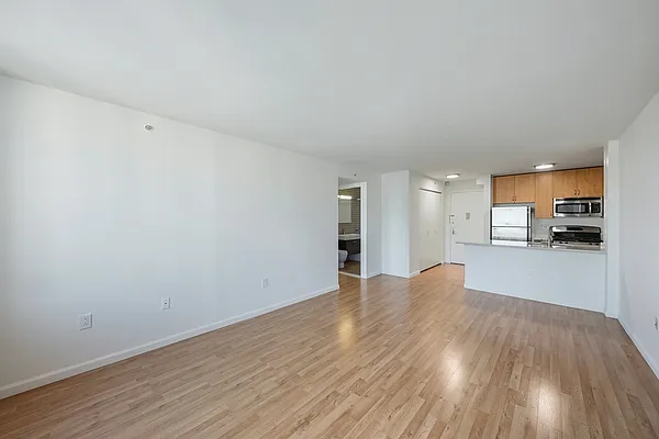 Rented by Gotham Organization | media 10