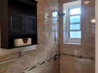 6067 71st Ave FLOOR 3, Ridgewood, NY 11385