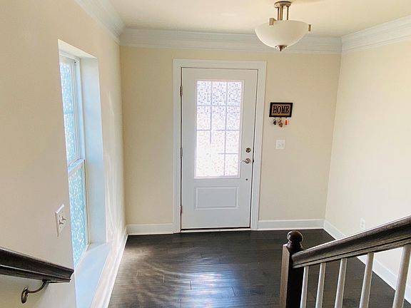 2nd image of 8474 Craggan Ln