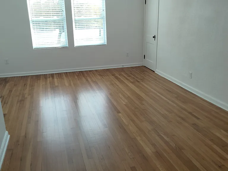 422 Seagate Ave #424 — Photo 3