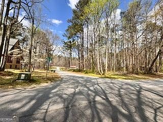 2nd image of 4120 Falcon Dr
