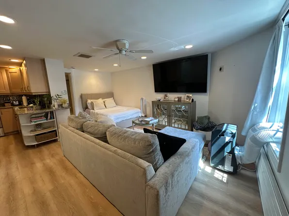 128 Saint Botolph St #B1, Boston, MA 02115