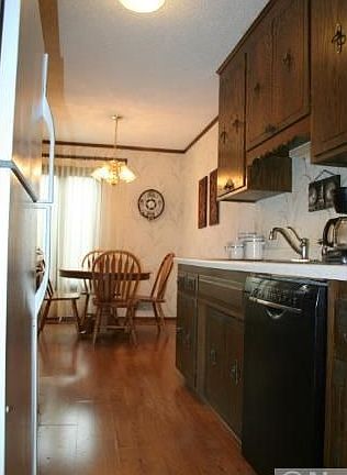 3rd image of 2731 Mackubin St APT 33
