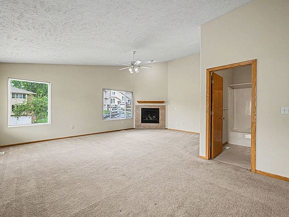 3rd image of 5619 Decatur St