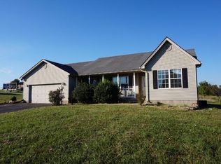 172 Rolling Meadows Dr, Lancaster, KY 40444