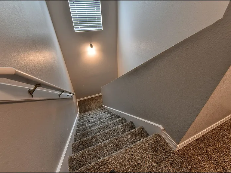 917 Odle Pl — Photo 24