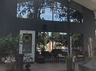 397 Williams St, Longmeadow, MA 01106