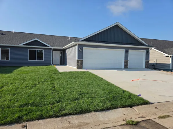 912 Katelyn Cir NE, Montgomery, MN 56069
