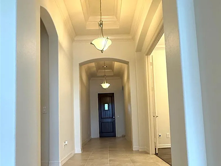 4802 Fairford — Photo 33