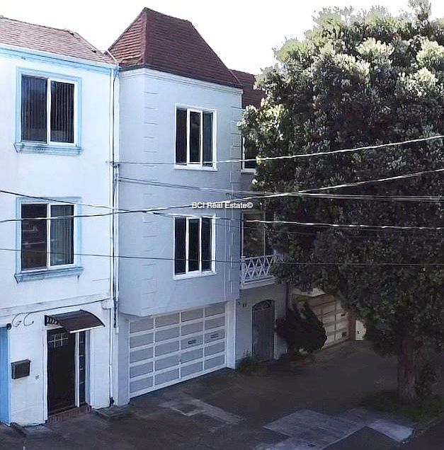 1st image of 882 45th Ave