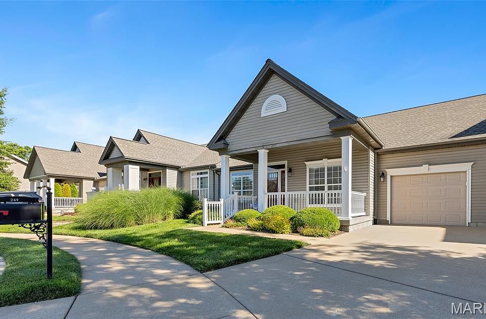 1st image of 253 Meadows Of Wildwood Blvd