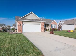 5 Ashbrooke, Troy, IL 62294