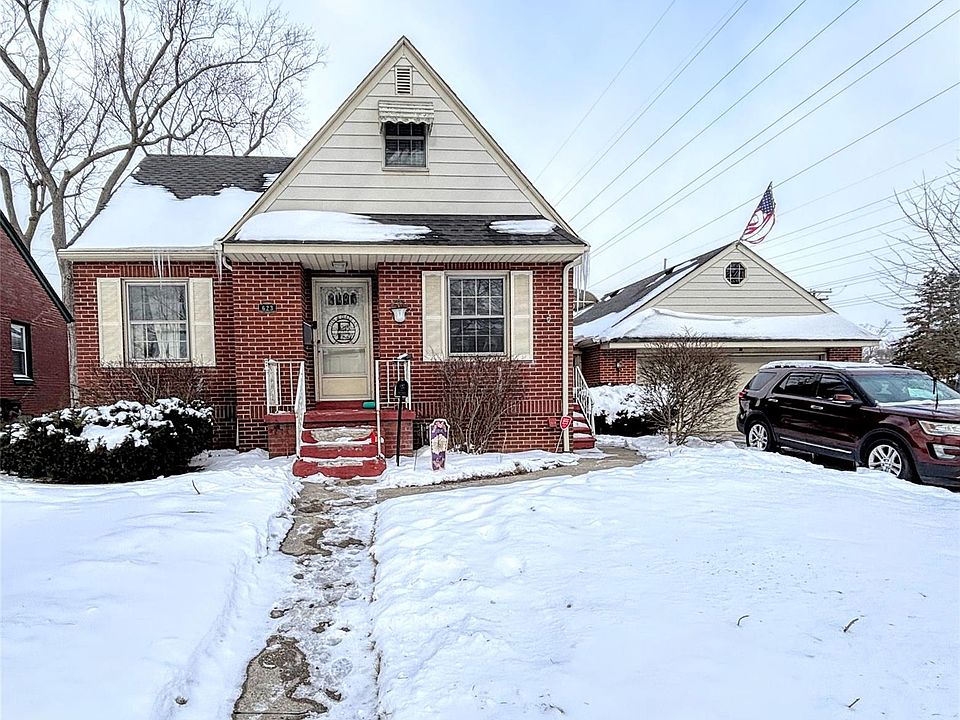 1st image of 623 Maywood Ave