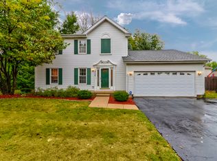 2720 Colonial Dr, Elgin, IL 60124