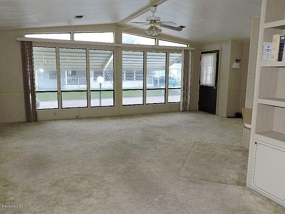 5th image of 365 Marlin Cir