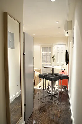 Rented by Voro New York | media 15