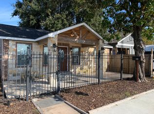 903 North Loop, Houston, TX 77022