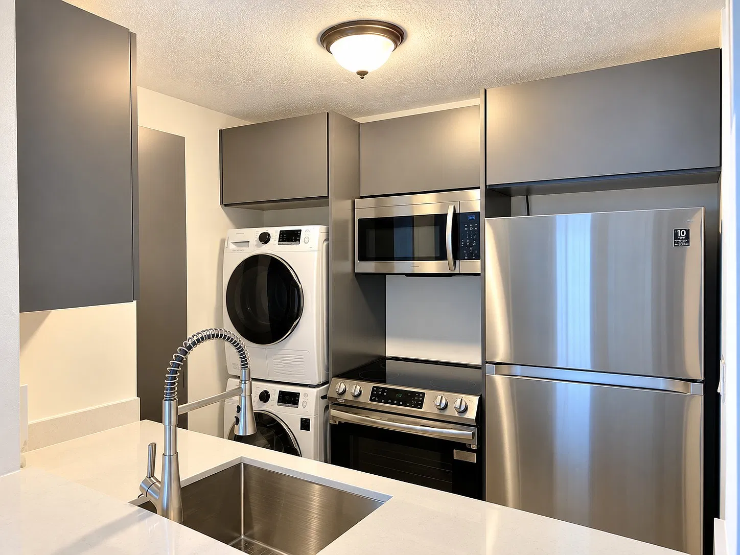 1 bed, 701 sqft, $1,550 — Photo 4
