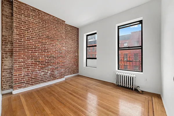 Rented by REAL New York | media 20