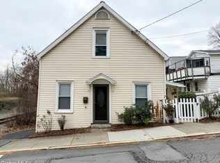 6 Spring St, Cohoes, NY 12047