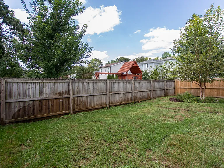 2929B Vaulx Ln — Photo 21