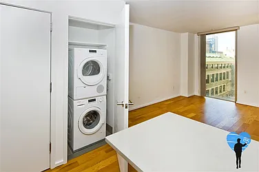 Rented by Next Door Realty NYC