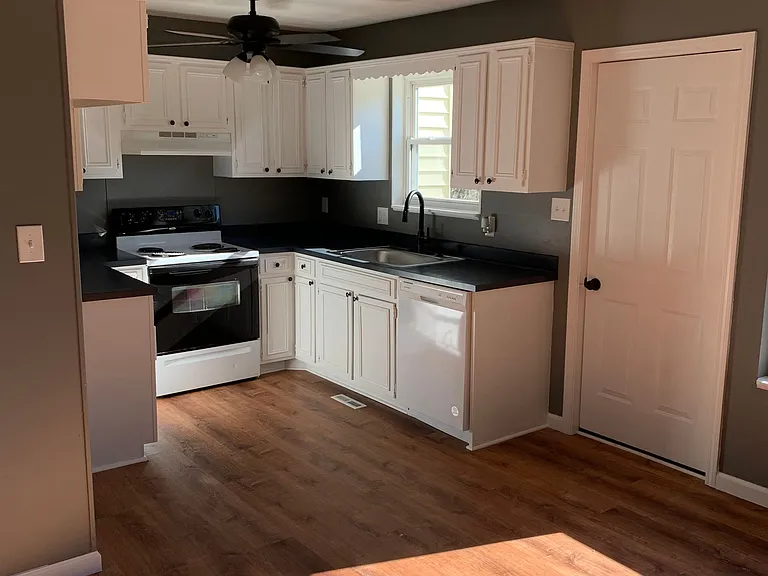 302 Northwinds Dr #302 — Photo 7
