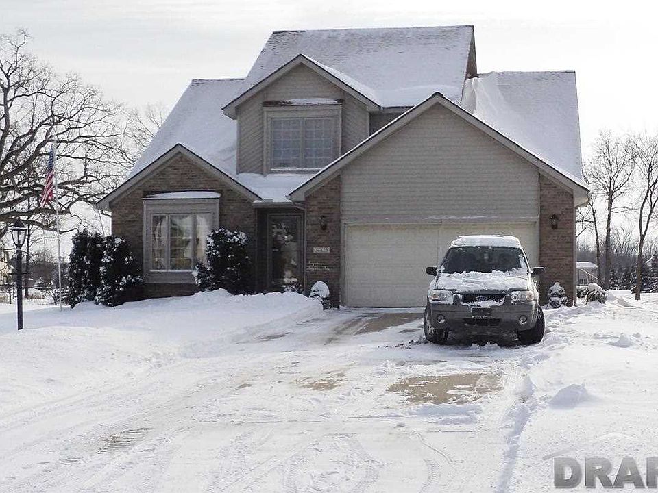1st image of 36825 Elizabeth Ln