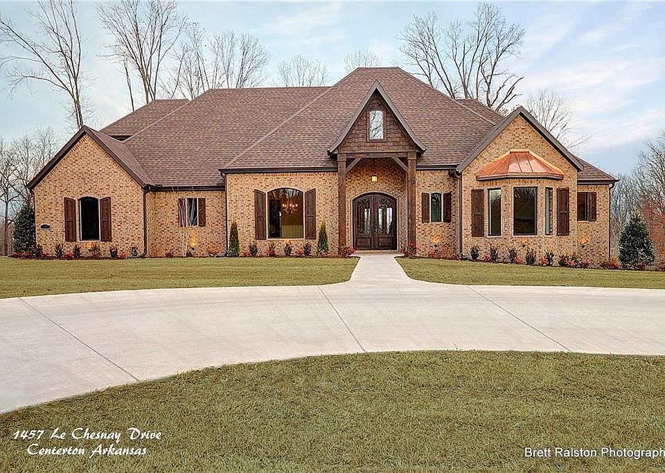1st image of 1457 Le Chesnay Dr