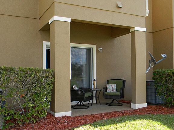 3rd image of 219 Aston Grande Dr