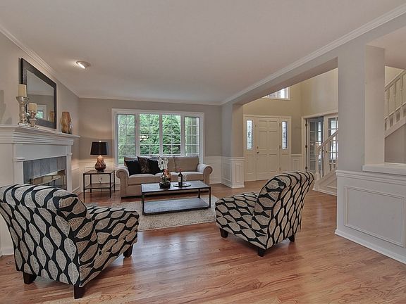 4th image of 21602 NE 81st St