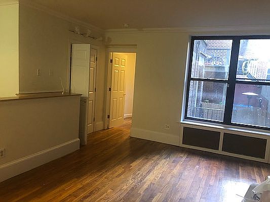 5th image of 487 W End Ave APT 1B
