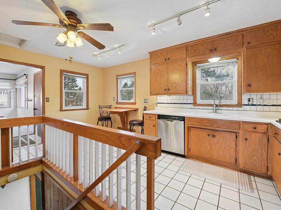 6938 Booth Ave, Inver Grove Heights, MN 55076 | Zillow