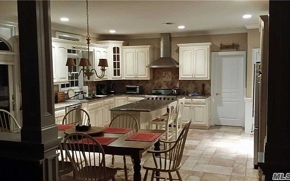 5th image of 20 Annette Ln
