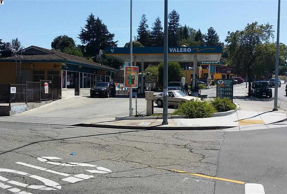 1st image of 2740 98th Ave