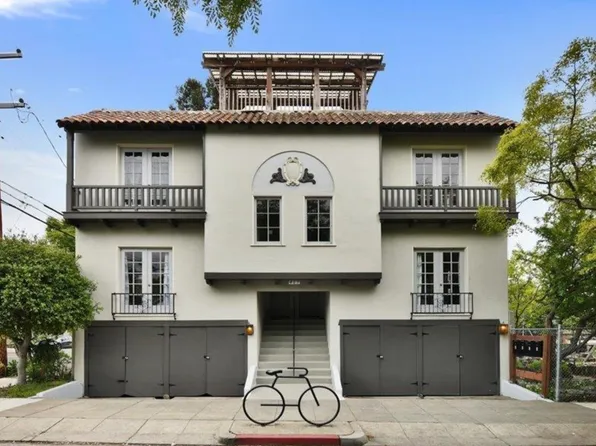 463 61st St APT D, Oakland, CA 94609