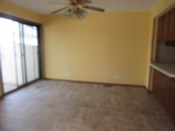 5th image of 826 Oakside Ln #826