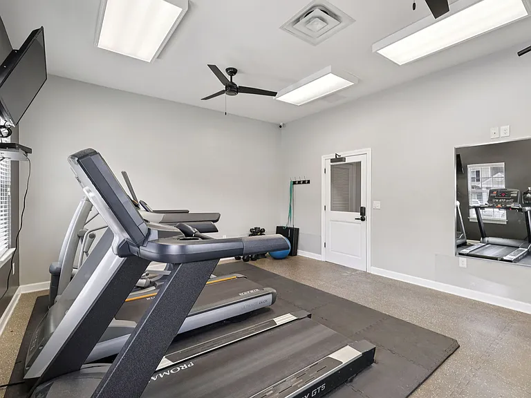Cumberland Trace Village Apartments — Photo 69