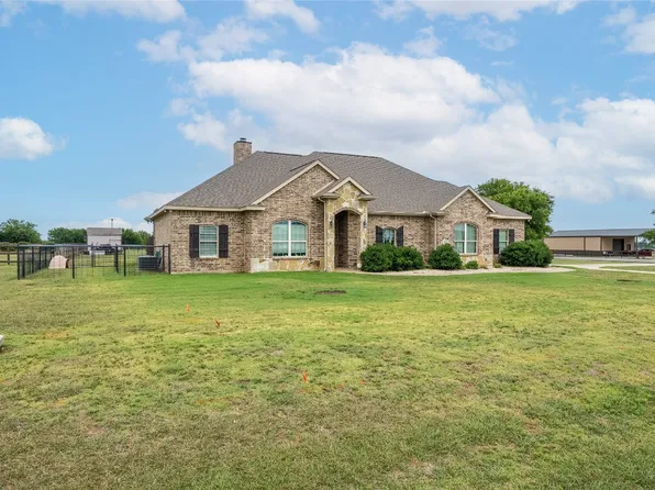 5581 Littlefield Dr, Justin, TX 76247