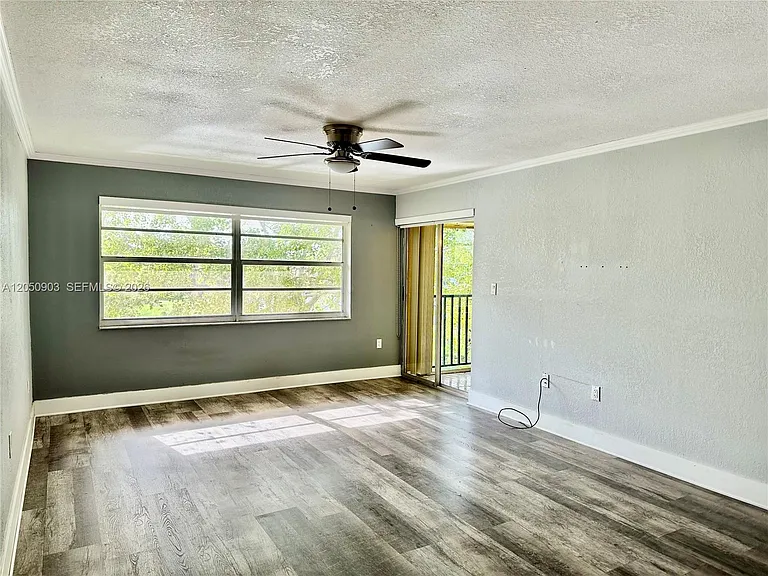 15430 SW 82nd Ln #633 — Photo 10