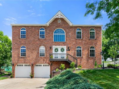 411 Whitney Chase Ln, North Huntingdon, PA, 15642