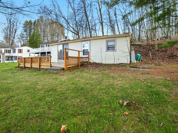 9176 Hillcrest Dr, Reed City, MI 49677