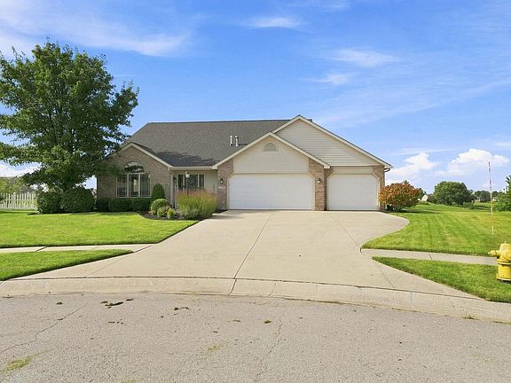 3rd image of 12303 Cliff View Ct