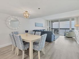 1045 Gulf Of Mexico Dr