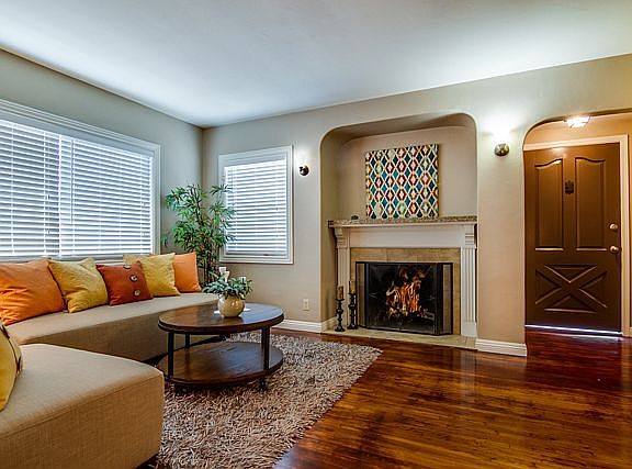 2nd image of 2210 Crawford Ave